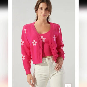 SugarLips Daisy Mae Cropped Cardigan NWT